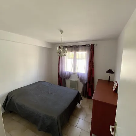 T3 62m2 & Terrasse Ensoleillee Апартаменты Тулон